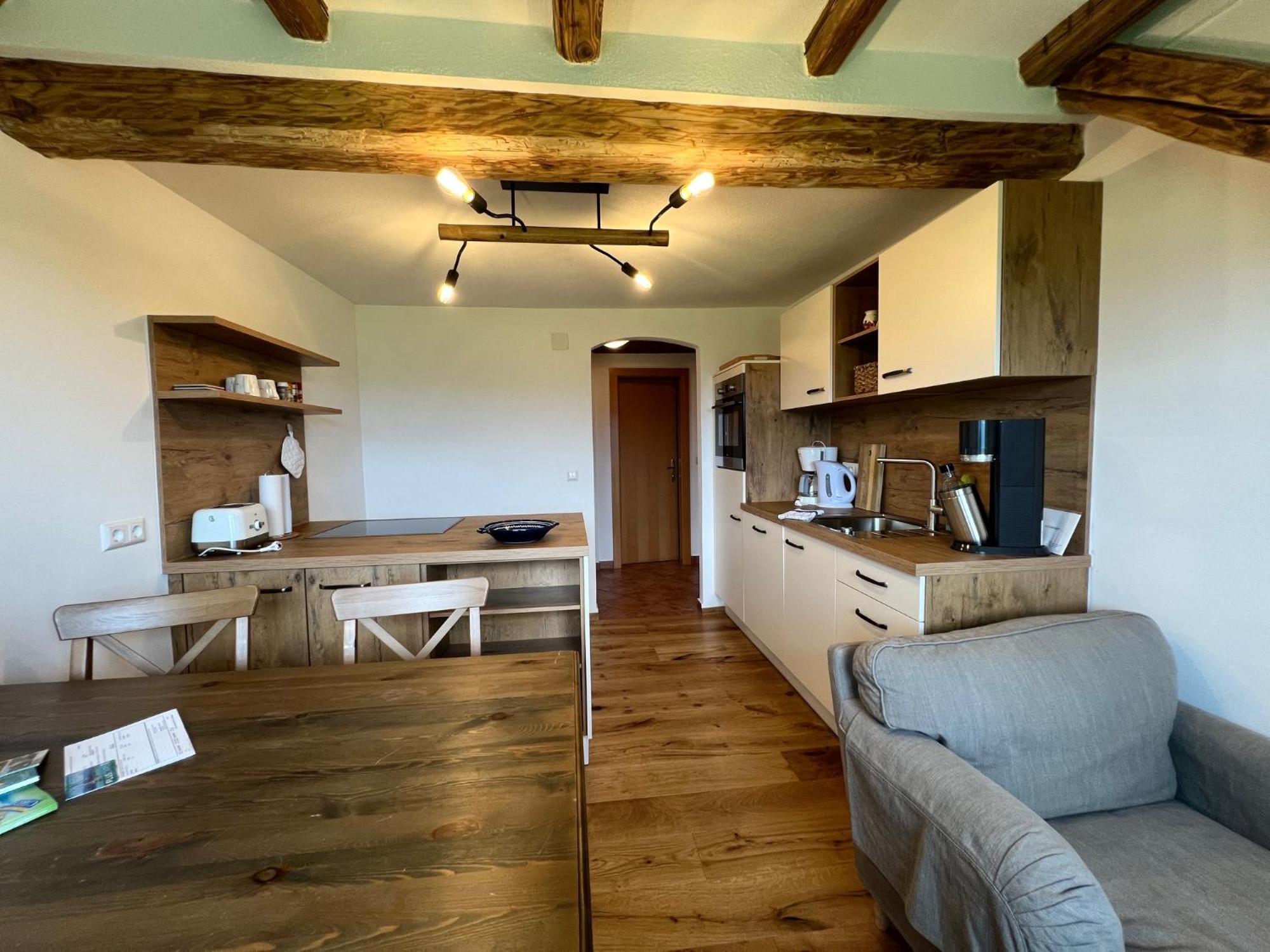 Rutarhof Apartment Rosegg Bagian luar foto
