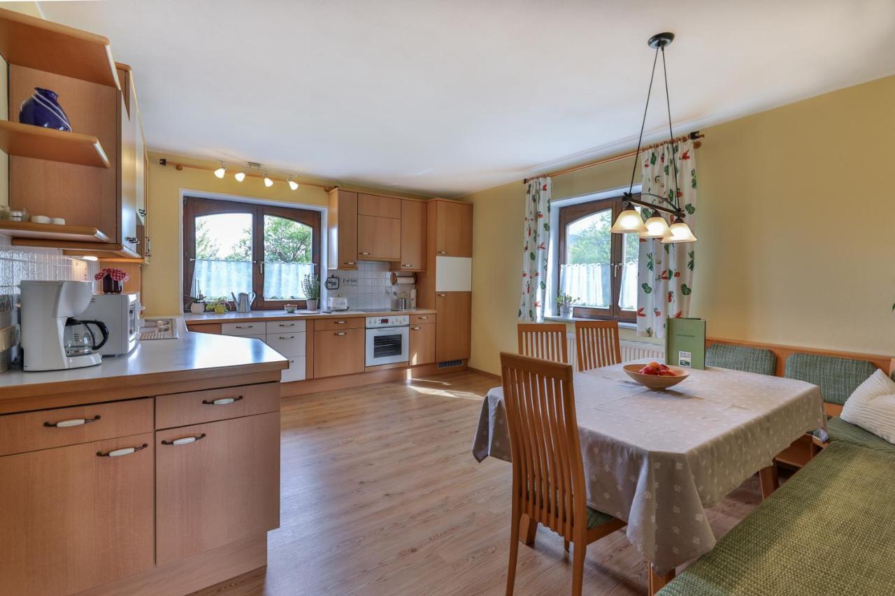 Rutarhof Apartment Rosegg Bagian luar foto
